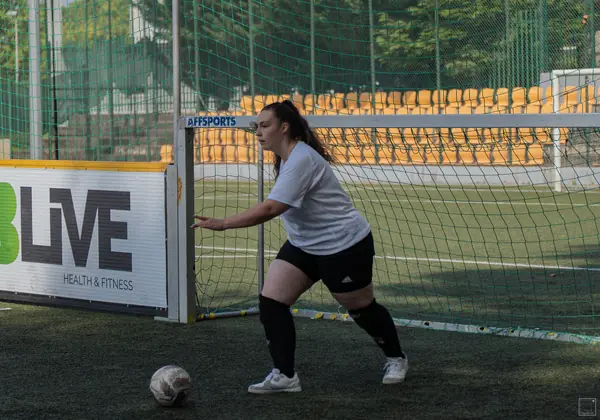 Guarda-redes durante o jogo. Distrital de Viseu, 2026.