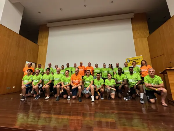 Equipa de organização e apoio reunida no auditório. Nacional em Viseu, 2024.